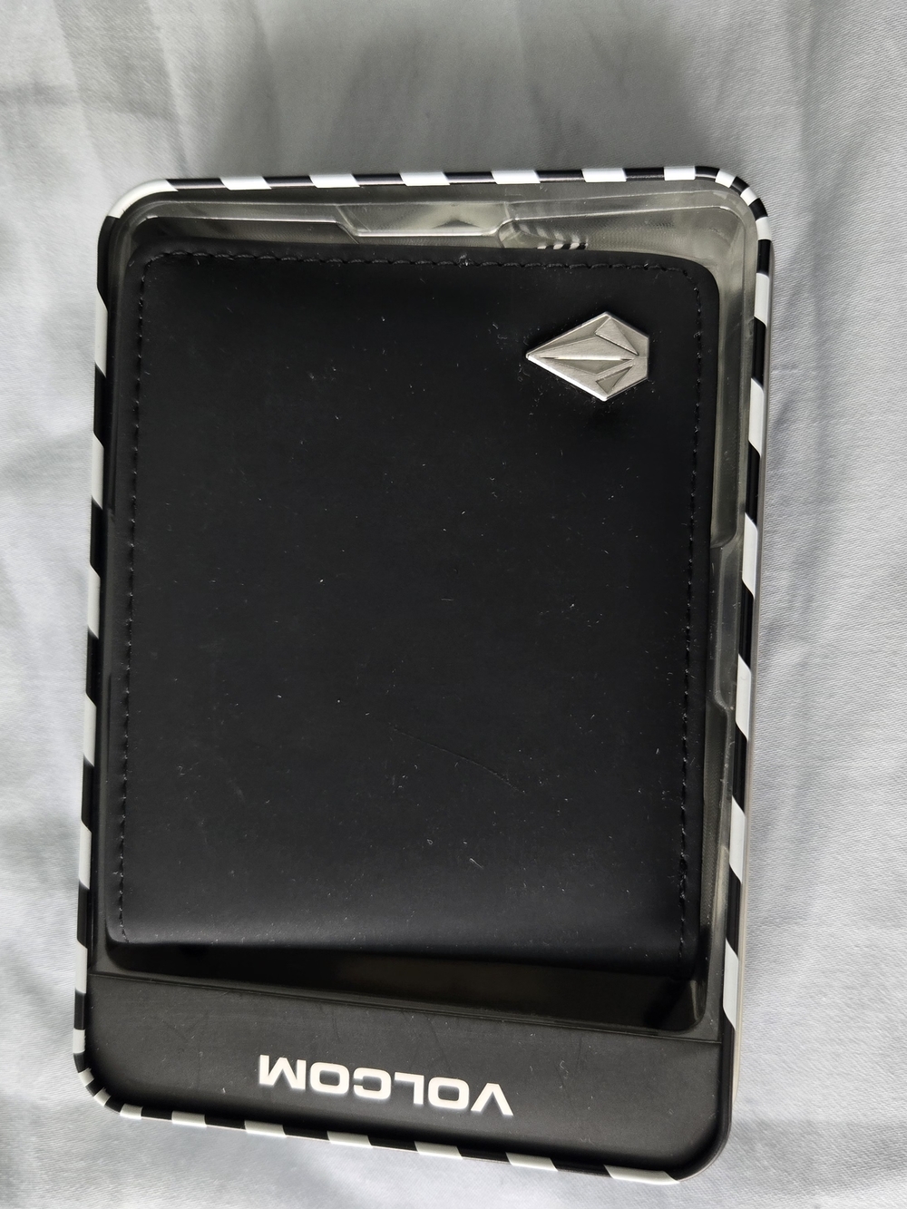 Volcom Black Leather Card Holder with Metal Emblem